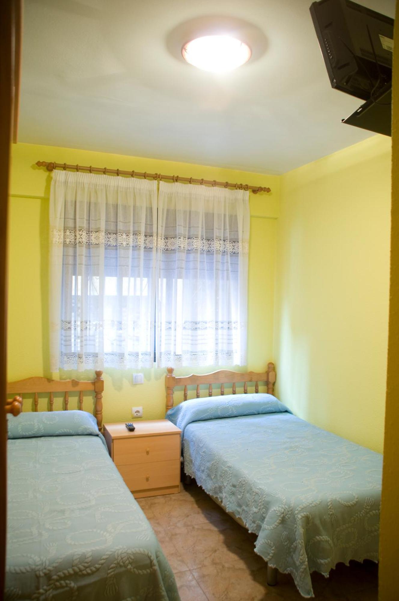 Pension Aries II Cuenca  Extérieur photo