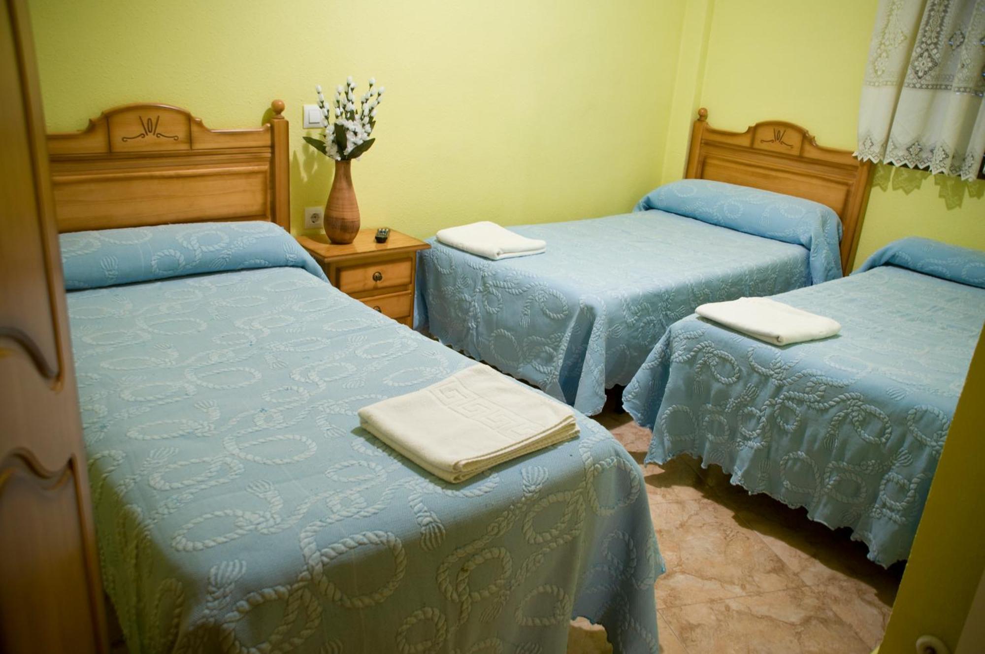 Pension Aries II Cuenca  Extérieur photo